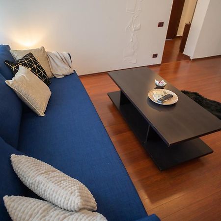 Spacious 2Br Dristor Apartment بوخارست المظهر الخارجي الصورة