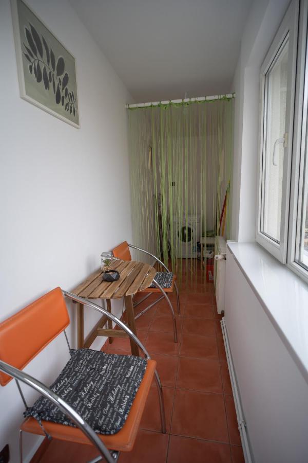 Spacious 2Br Dristor Apartment بوخارست المظهر الخارجي الصورة
