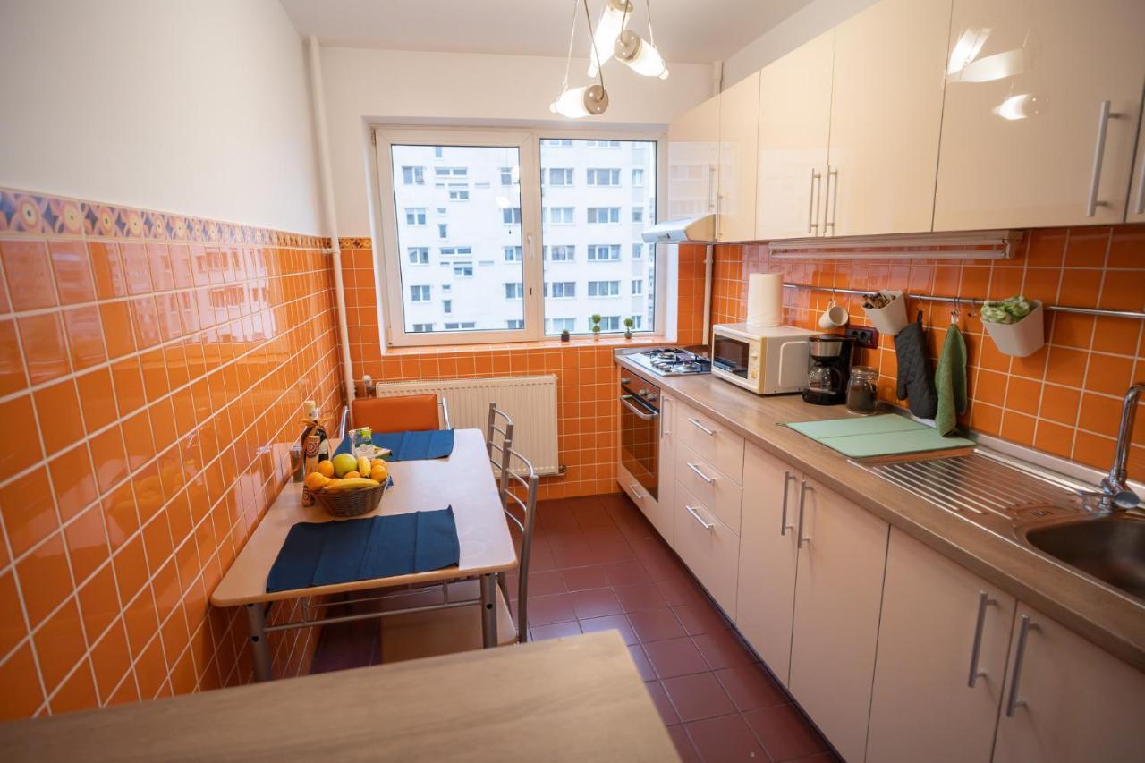 Spacious 2Br Dristor Apartment بوخارست المظهر الخارجي الصورة