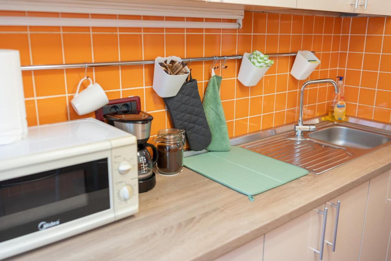 Spacious 2Br Dristor Apartment بوخارست المظهر الخارجي الصورة