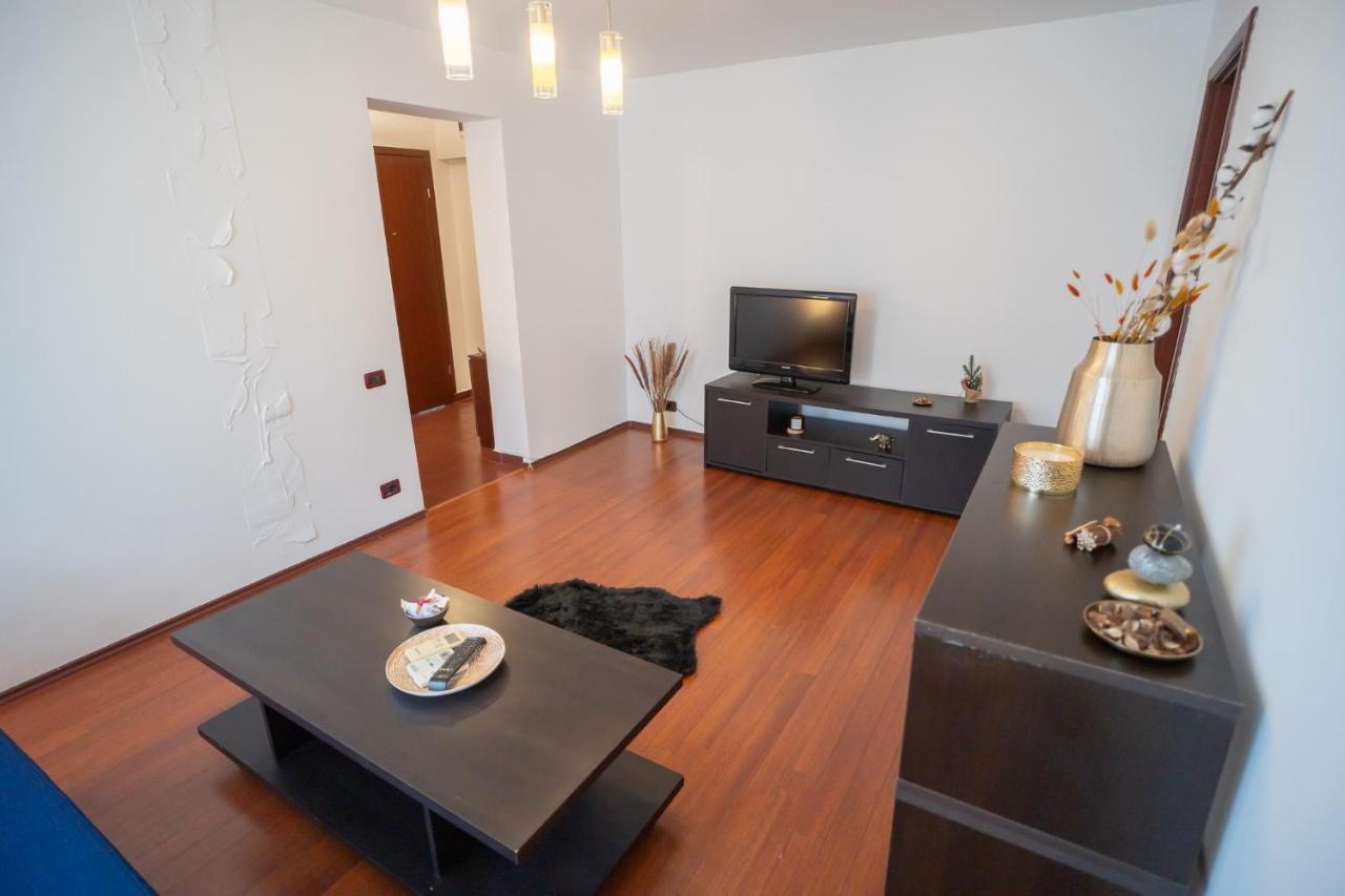 Spacious 2Br Dristor Apartment بوخارست المظهر الخارجي الصورة